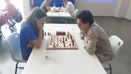 Arnaud vs Pierre
