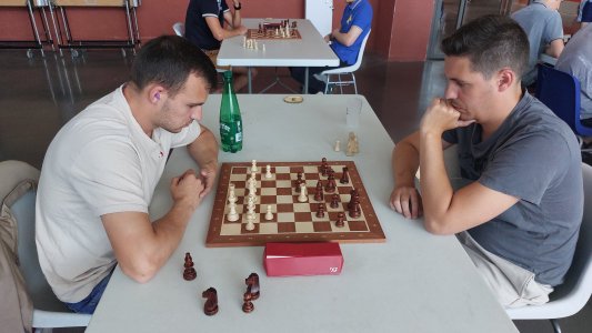 Benjamin vs Christopher